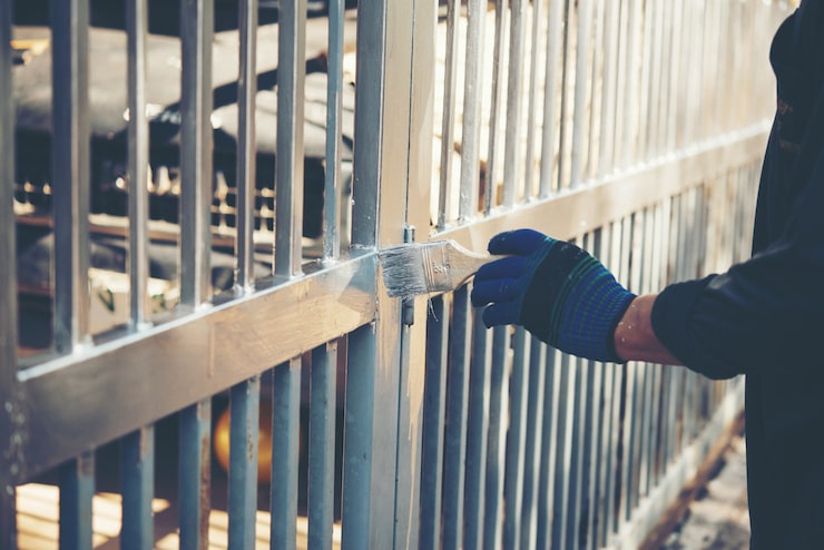 Metal painting and preparation in Glasgow