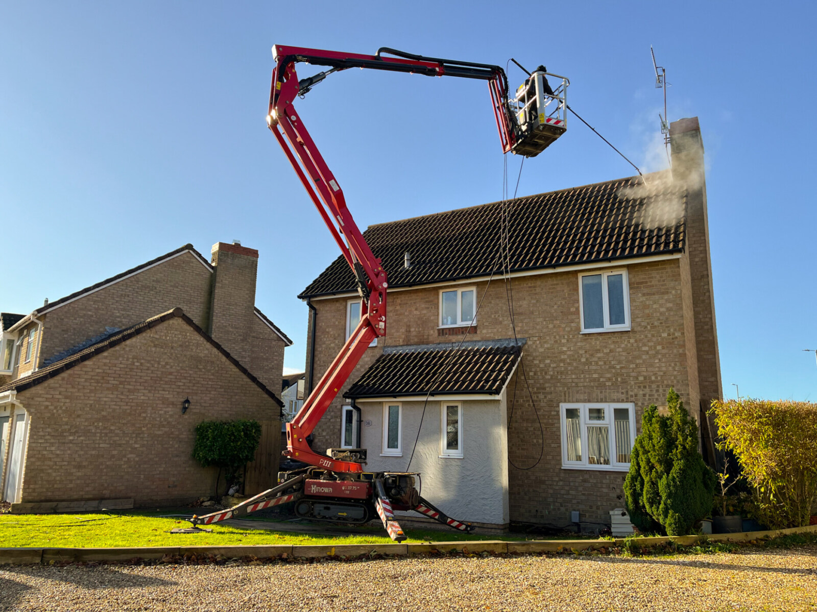 ROOF CLEANING SERVICES IN GLASGOW